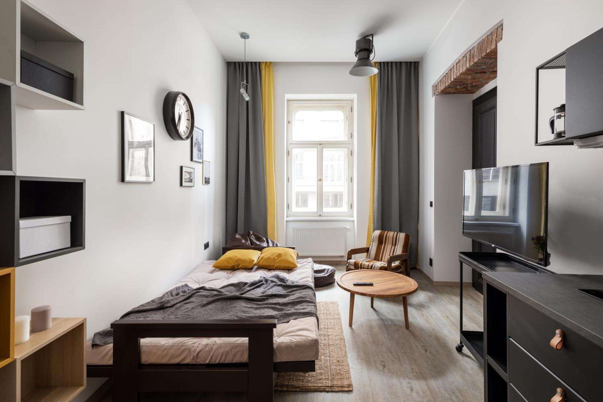 Designer Apartments In New Town By Prague Days - "Included Everything We Needed And More" Room photo